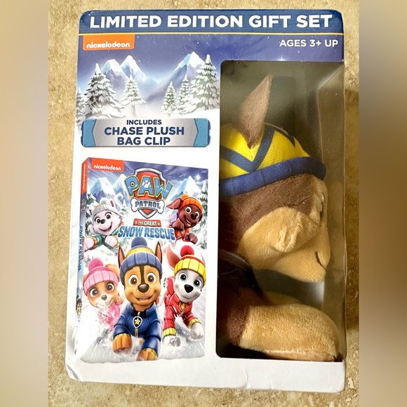 New Paw Patrol Gift Set - Picture 7 of 9